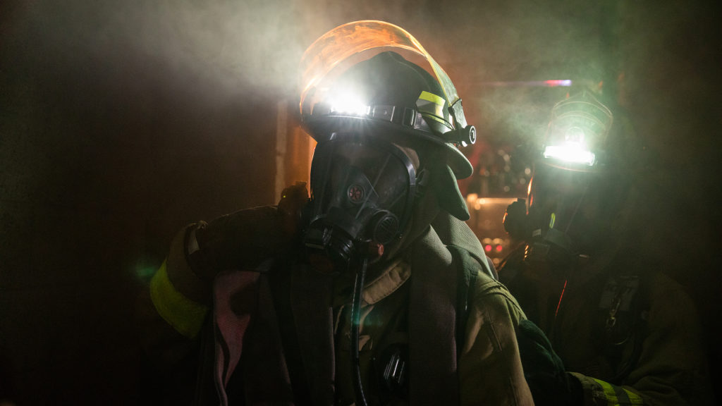 COMMAND & DISCOVER HELMET LIGHTS - PROMO FOXFURY COMMAND DISCOVER HELMET LIGHTS - PROMO VIDEO